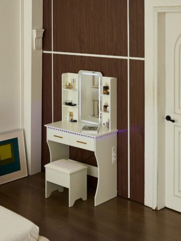 קומודה ומראה דגם ליצ'י