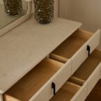 קומודה ומראה דגם סימפל שמנת