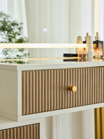 קומודה ומראה דגם ענבר