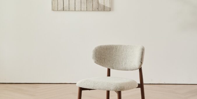 כיסא דגם לירון בגוון שמנת