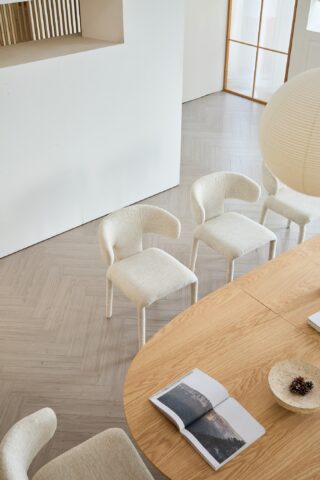 שולחן דגם דקל בגוון אלון