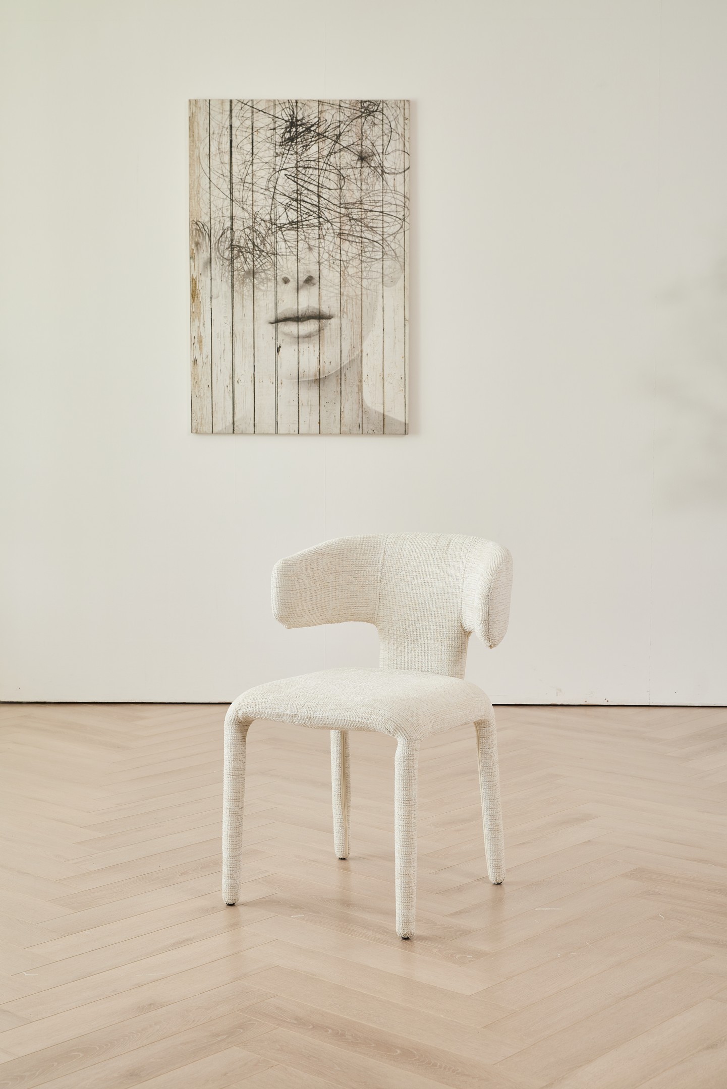 כיסא דגם לורן שמנת