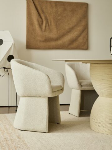 שולחן דגם נוגה בגוון אבן