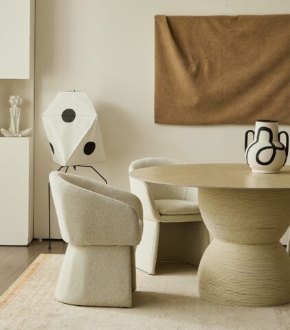 שולחן דגם נוגה בגוון אבן