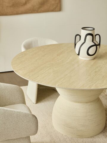 שולחן דגם נוגה בגוון אבן