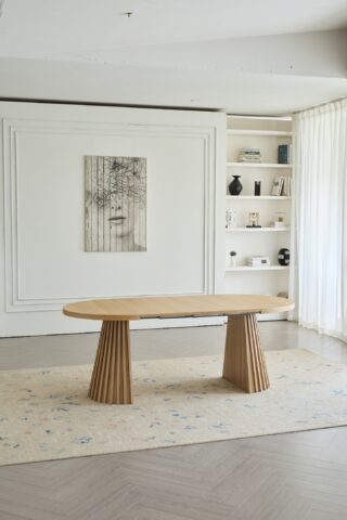 שולחן דגם קדם בגוון אלון בהיר