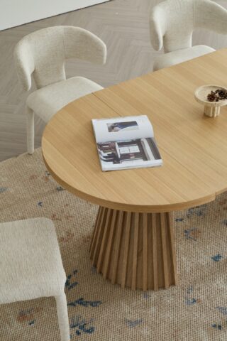 שולחן דגם קדם בגוון אלון בהיר