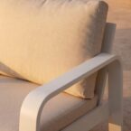 פינת חוץ דגם 'סינגפור' בגוון שמנת