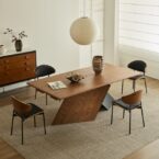 שולחן דגם 'כפיר' בגוון אגוז