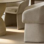 כיסא דגם שני בגוון שמנת