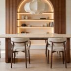 שולחן דגם 'ארז' בגוון אגוז + שמנת